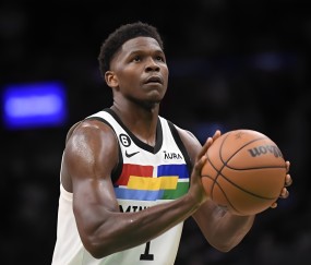 开云体育中国-里程碑夜布莱顿外线爆发，NBA常规赛今夜刷纪录，赛场秩序良好，控场能力受关注的简单介绍