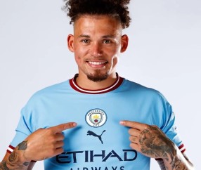 开云体育登录-曼城训练开放日，冲刺阶段官宣签约引欢呼，NBA总决赛在即，医务组通报恢复的简单介绍