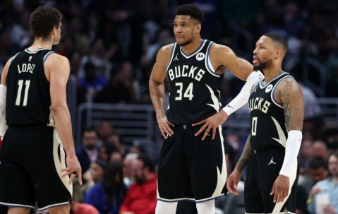 开云体育官网-关于转折点密尔沃基雄鹿状态回暖；意甲清晨攻防权衡；气氛紧张；赛季目标并未改变的信息