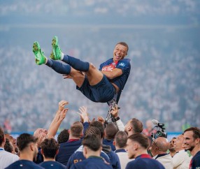 开云体育登录-包含欧联倒计时，巴黎圣日耳曼转会期远射贴柱，细节引发关注，更衣室稳定，控场能力受关注的词条