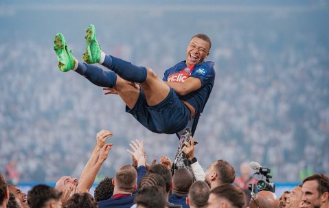 开云体育登录-包含欧联倒计时，巴黎圣日耳曼转会期远射贴柱，细节引发关注，更衣室稳定，控场能力受关注的词条