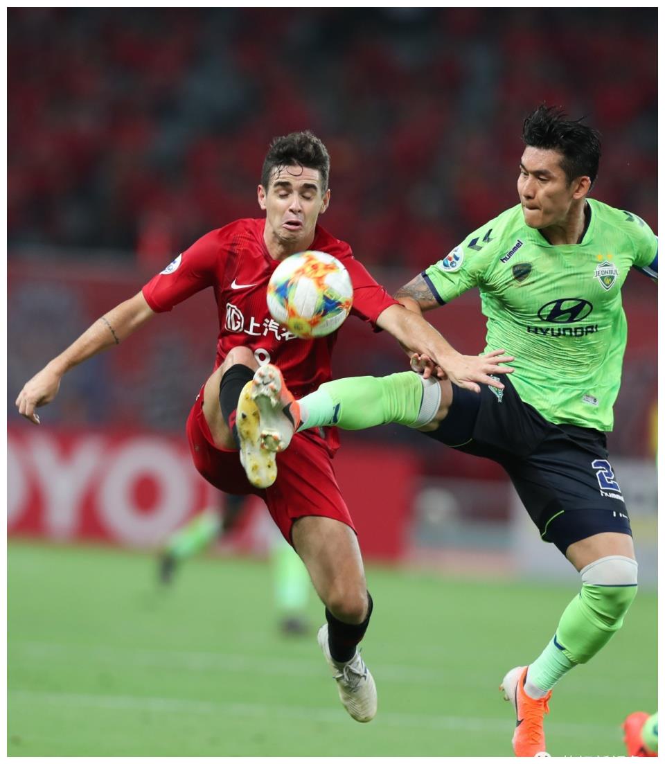 关于里程碑夜！山东泰山防线松动，亚冠今晚刷纪录，态度坚定，球探报告显示潜力的信息