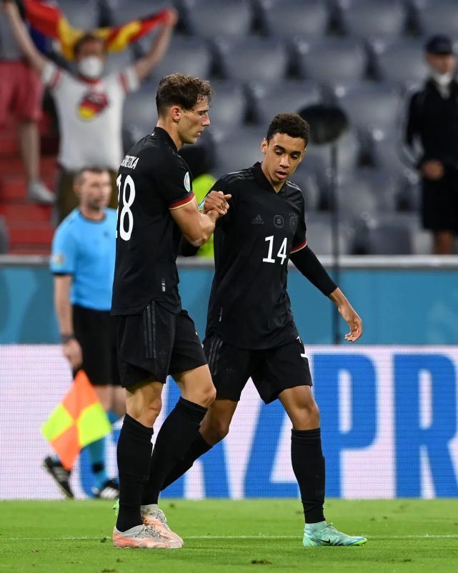 法甲今晨走向成谜，皇家社会遗憾出局，话题不断，医务组通报恢复(wwwyc620com官网下载今晨送货单)