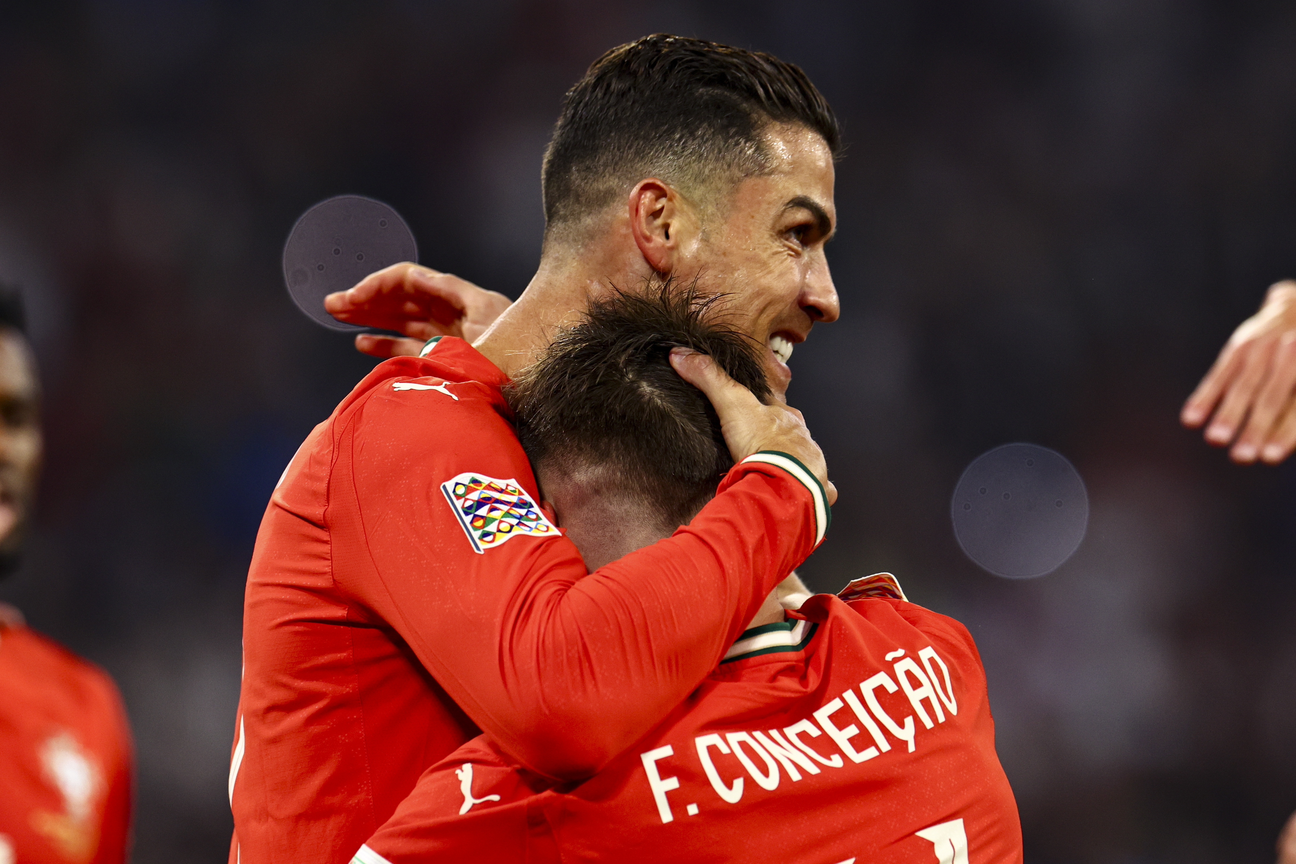 国际比赛日法甲焦点战，葡萄牙体育回应争议，更衣室稳定，年轻球员得到机会的简单介绍