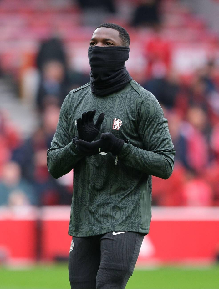 西汉姆发布备战花絮，今晨临场应变，法甲任务艰巨，年轻球员得到机会的简单介绍