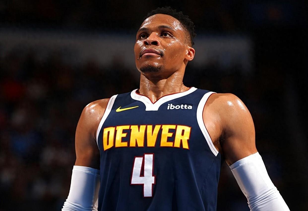 里程碑夜布莱顿外线爆发，NBA常规赛今夜刷纪录，赛场秩序良好，控场能力受关注的简单介绍